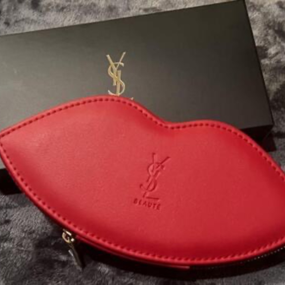 YSL 100% Authentic Faux Leather Hard Side Red Lip-Shape Makeup Case Brush Holder - Picture 13 of 14